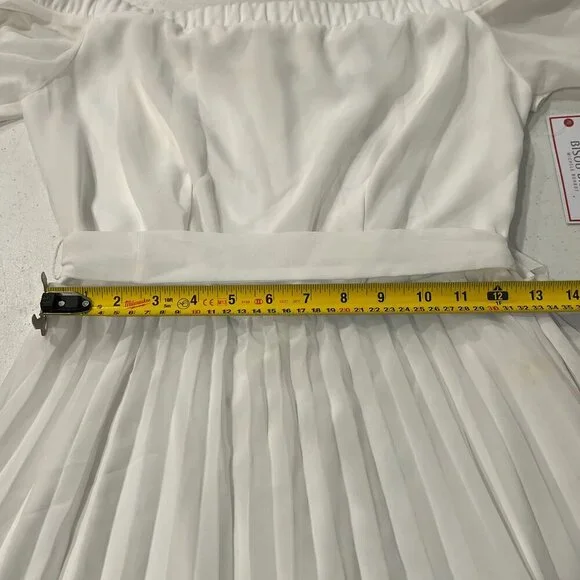 BISOU BISOU Off White Chiffon Off shoulder Pleated bottom Maxi long formal dress - Picture 5 of 7